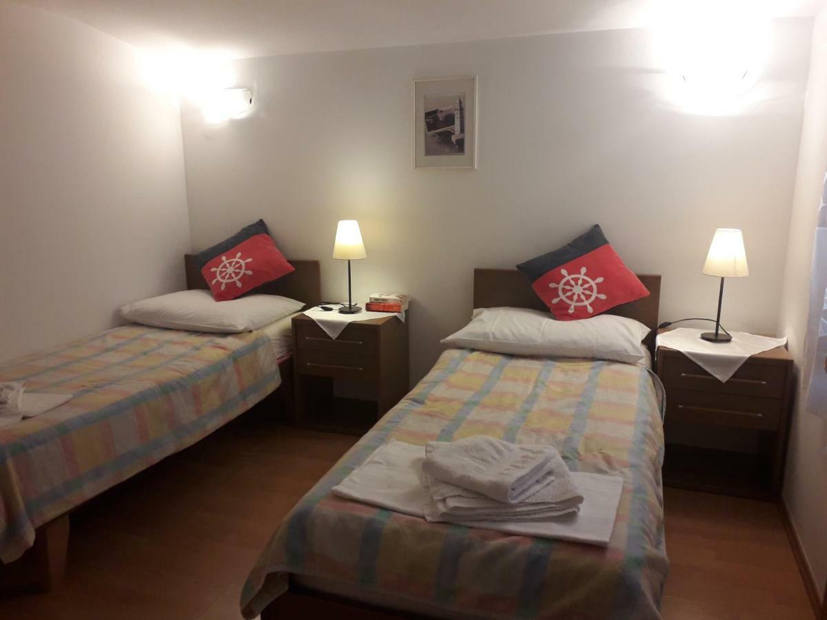 Apartments Jadranka Povile โนวีวีโนดอลสกี ภายนอก รูปภาพ
